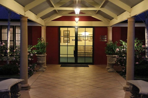 The Lawson Riverside Suites - Accommodation Kalgoorlie 2