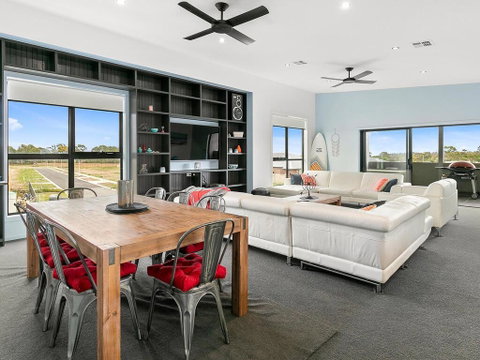 The Mansion - Accommodation Kalgoorlie 2