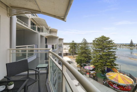 The Oaks Waterfront Resort, Unit 509 - Accommodation Kalgoorlie 1
