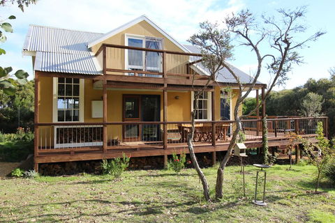 The Old School House - Accommodation Kalgoorlie 0