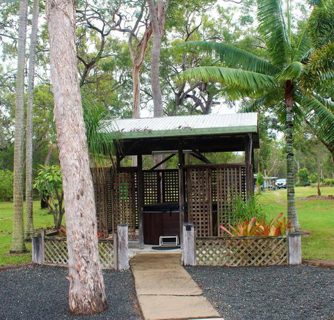 The Ole Gumtree - Kookaburras Nest - Accommodation Kalgoorlie 1