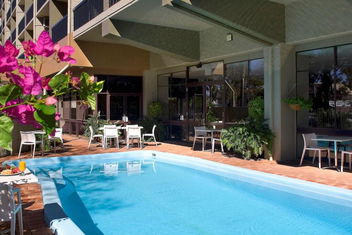 The Plaza Hotel Kalgoorlie with Accommodation Kalgoorlie