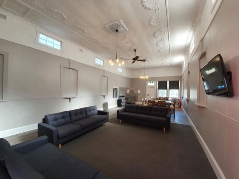 The Royal Hotel - Accommodation Kalgoorlie 3