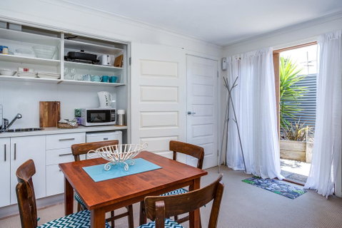 The Sanctuary Studio - Accommodation Kalgoorlie 2