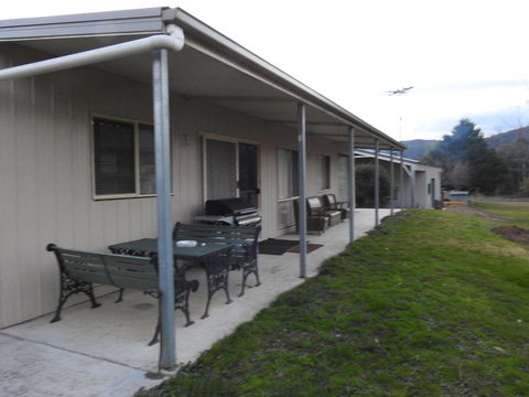 The Shack - Accommodation Kalgoorlie 2