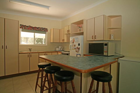 The Surf Way Cottage - Berrara - Accommodation Kalgoorlie 3