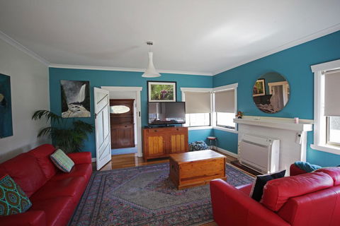 The Tickled Trout - Accommodation Kalgoorlie 0