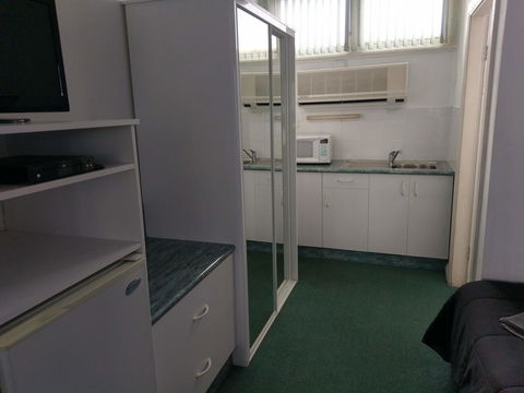 The Tree Motel - Accommodation Kalgoorlie 2