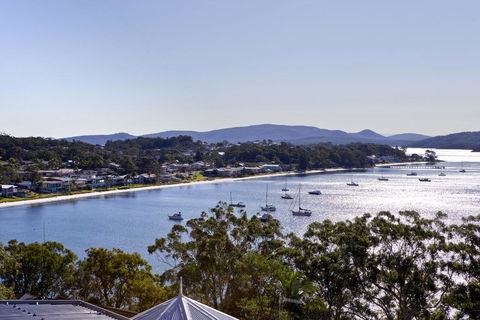 The Ultimate Ocean View - A Luxury Home - Accommodation Kalgoorlie 2