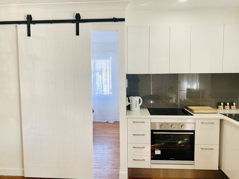 The White Picket Fence - Accommodation Kalgoorlie 2