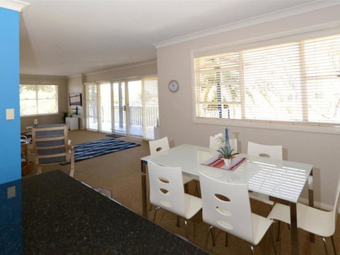 Tokelau Townhouse 1 - Accommodation Kalgoorlie 2