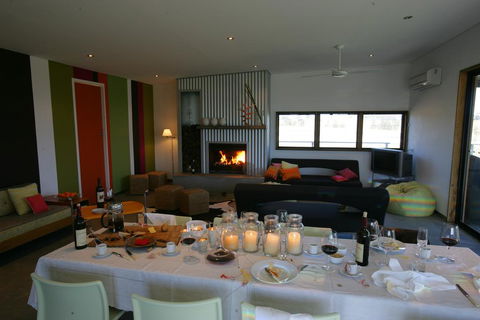 Tonic Hotel - Accommodation Kalgoorlie 1