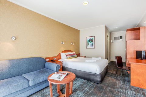 Tonsley Hotel - Accommodation Kalgoorlie 0
