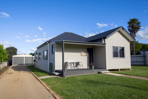 Topaz Cottage - Accommodation Kalgoorlie 0
