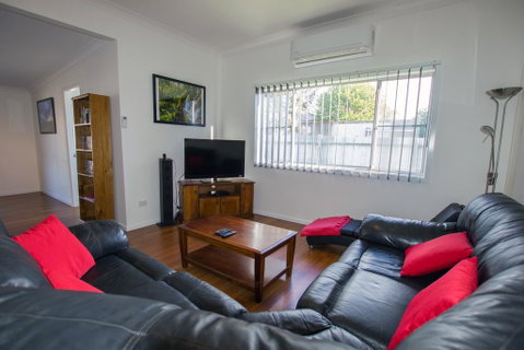 Topaz Cottage - Accommodation Kalgoorlie 2