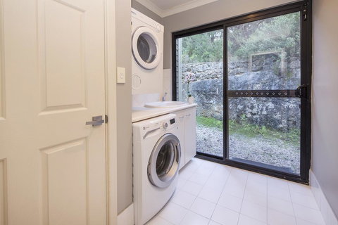 Top Of The Hill - Accommodation Kalgoorlie 3