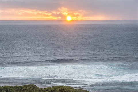 Top Of The Hill - Accommodation Kalgoorlie 1