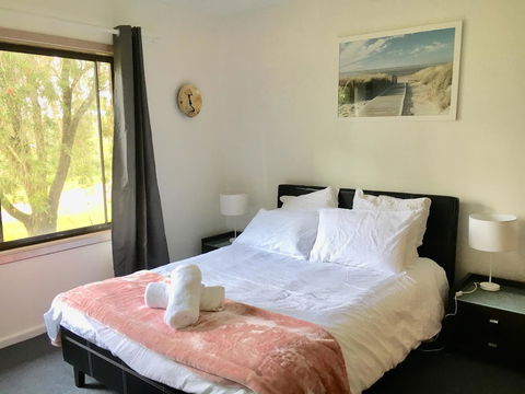 Tree Of Love Farm Stay - Accommodation Kalgoorlie 0