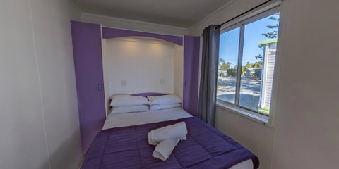 Two Shores Holiday Village - Accommodation Kalgoorlie 2