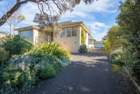 Tyrone Beach Retreat, VIEWS - Accommodation Kalgoorlie 1
