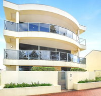 Ultimate Esplanade - 3 Storey Experience - WiFi - Accommodation Kalgoorlie