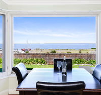 Victor Harbor Beachfront Bliss  WiFi - Accommodation Kalgoorlie