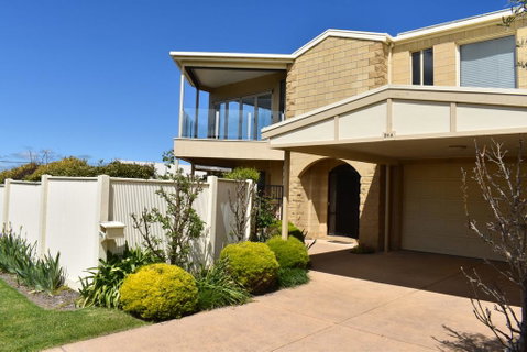 VIEWS FOREVER - INVERLOCH - Accommodation Kalgoorlie 0