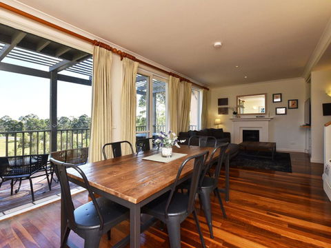 Villa Executive 2br Ferre Resort Condo Located Within Cypress Lakes Resort (nothing Is More Central) - Accommodation Kalgoorlie 0