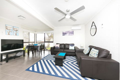 Villa Forster - 1/14-16 Robert Street, Forster - Accommodation Kalgoorlie 1