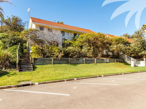 Villa Manyana Unit 26 - Accommodation Kalgoorlie 0