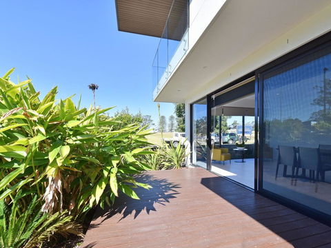 Villa Sorrento Waterside At Trinity Point - Accommodation Kalgoorlie 2