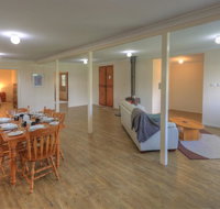 Village Stays Coldstream Gallery Bungalow - Accommodation Kalgoorlie
