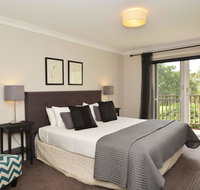 Villas Dodici Sleeps 12 Resort Condos located within Cypress Lakes Resort nothing is more central - Accommodation Kalgoorlie
