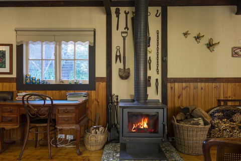 Walhalla Coach House - Accommodation Kalgoorlie 2