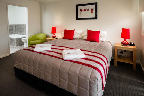 Wallsend Executive Apartments - Accommodation Kalgoorlie 0