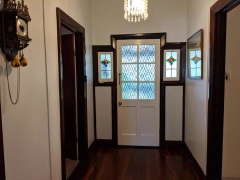 Walnut Cottage - 2 Bedroom Pet Friendly Country Cottage - Accommodation Kalgoorlie 2