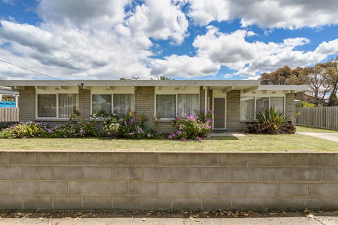 Wander On Bulmer - Accommodation Kalgoorlie 2