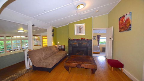 Waragil Cottage - Original Settler's Home - Accommodation Kalgoorlie 3