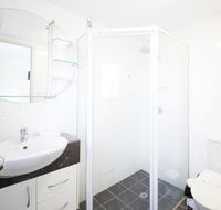 Warringa Surf Holiday Apartments - Accommodation Kalgoorlie