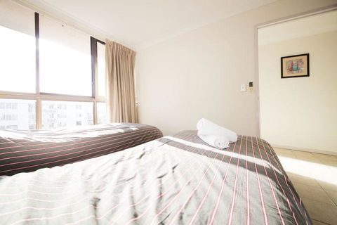 Warringa Surf Holiday Apartments - Accommodation Kalgoorlie 2