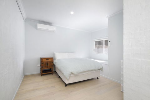 Waterfront On Witta Circle - Accommodation Kalgoorlie 1