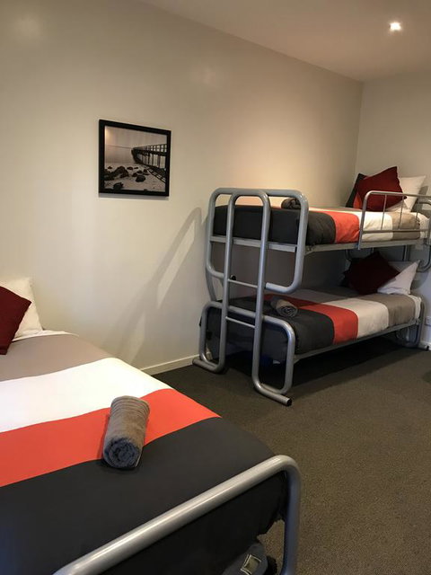 Waterfront@Waves - Accommodation Kalgoorlie 3