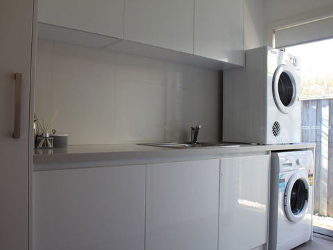 Central To Cowes - Accommodation Kalgoorlie 10