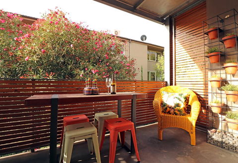 Colour Pop Fitzroy - 3 Bedroom Pet Friendly - Accommodation Kalgoorlie 6