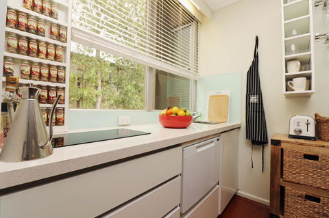 Colour Pop Fitzroy - 3 Bedroom Pet Friendly - Accommodation Kalgoorlie 5