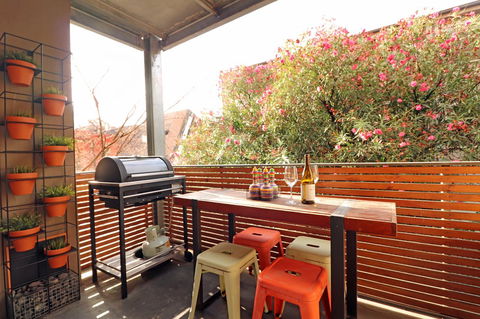Colour Pop Fitzroy - 3 Bedroom Pet Friendly - Accommodation Kalgoorlie 7