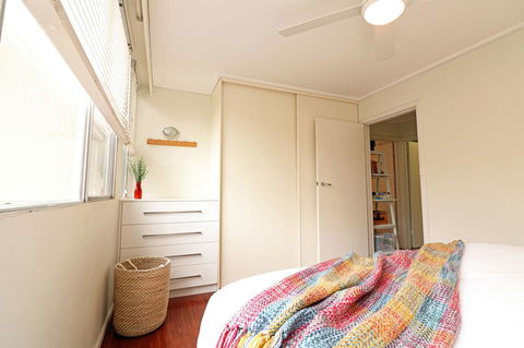 Colour Pop Fitzroy - 3 Bedroom Pet Friendly - Accommodation Kalgoorlie 12