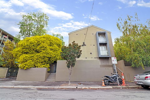 Colour Pop Fitzroy - 3 Bedroom Pet Friendly - Accommodation Kalgoorlie 28
