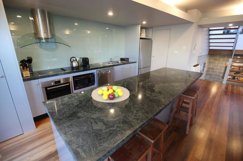 Lorne Luxury - Accommodation Kalgoorlie 10