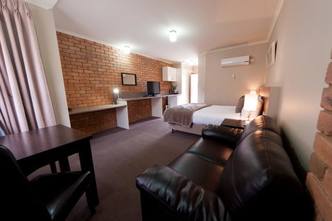 National Hotel Complex Bendigo - Accommodation Kalgoorlie 0